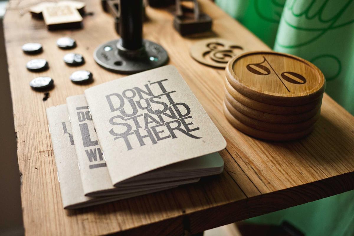 Krisis Baru Bikin Nasib Pedagang HP Tak Menentu di 2026